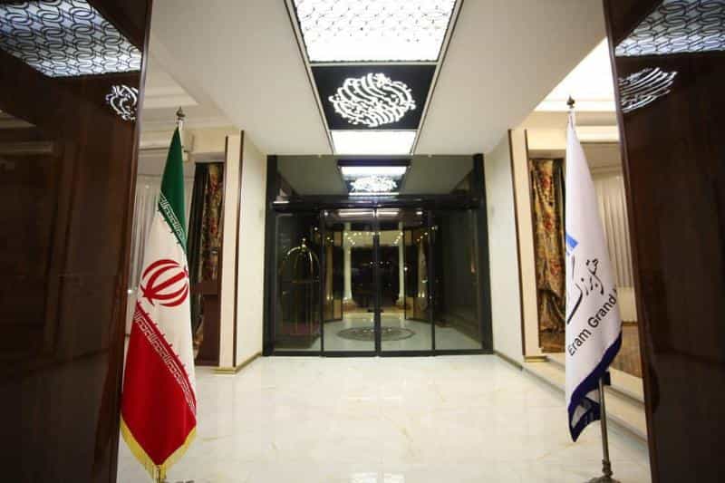 عکس هتل بزرگ ارم در داوودیه