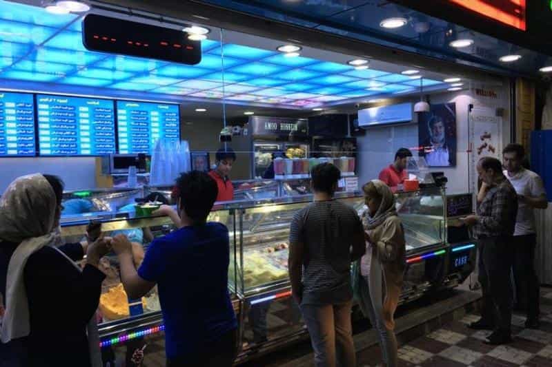 عکس بستنی عمو حسین در فرمانیه