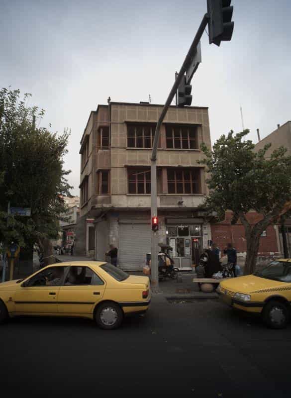 عکس آب هویج و بستنی مؤذنی در منیریه