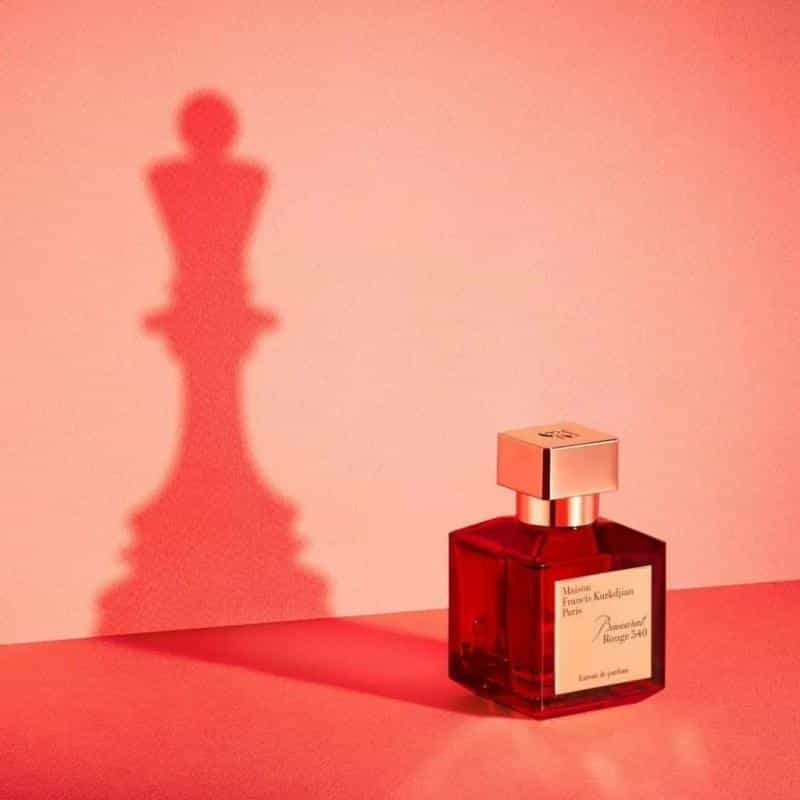 عکس کلبه عطروادکلن در بازار
