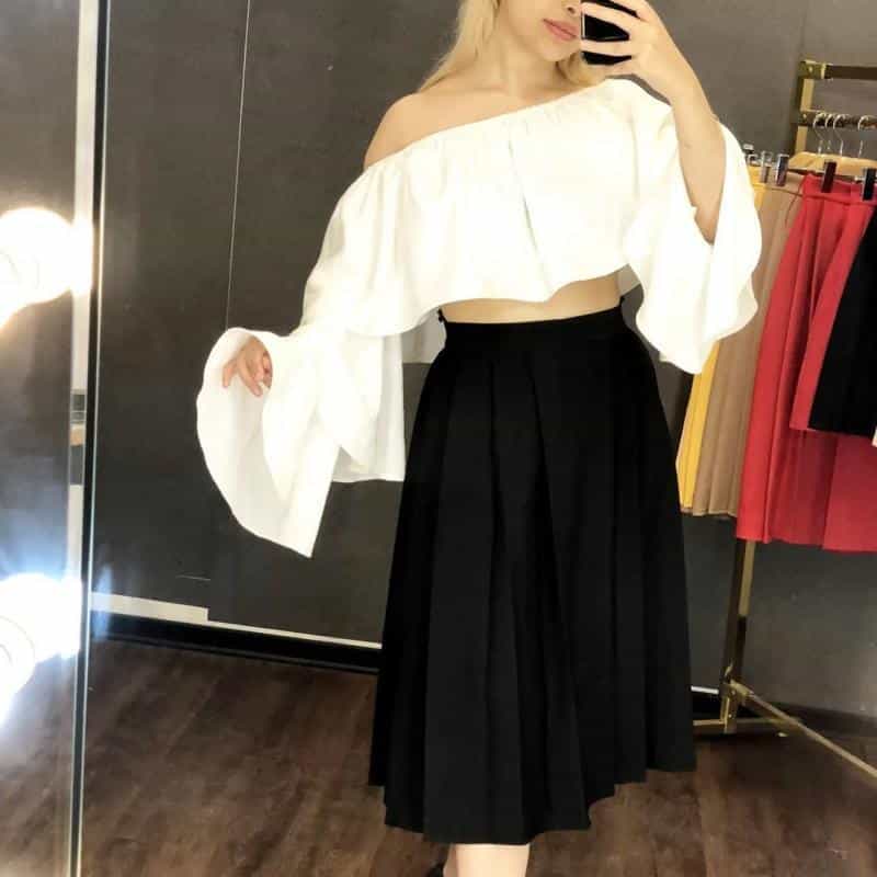 عکس تولید و پخش پوشاک زنانه پارتی در انقلاب