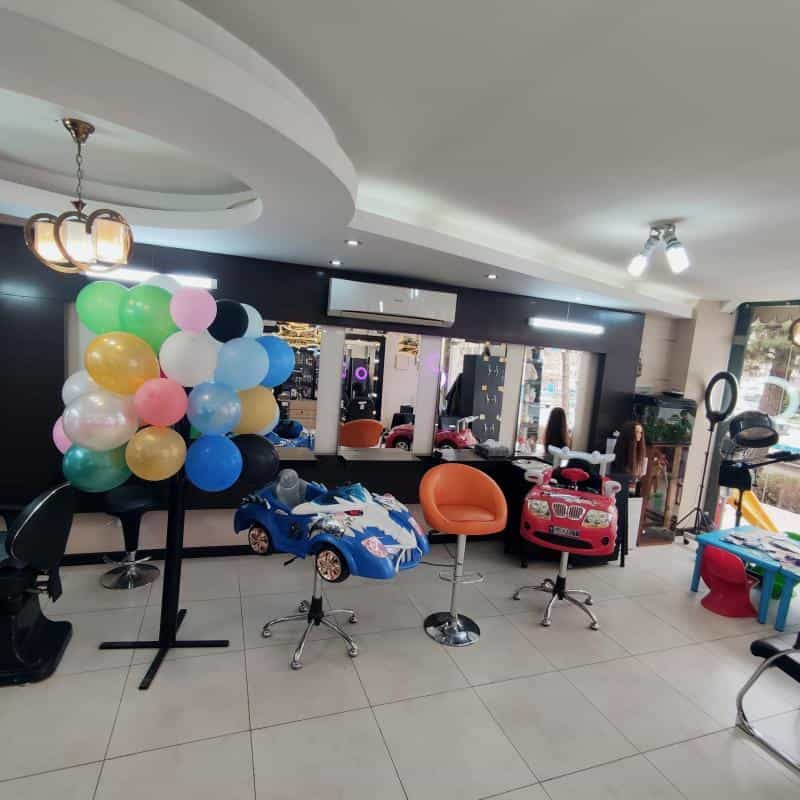 عکس کلوپ مو رویال در محله تالار اصفهان 