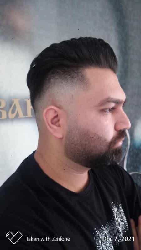 عکس پیرایش حسام در محله نورباران اصفهان 