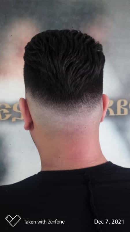 عکس پیرایش حسام در محله نورباران اصفهان 