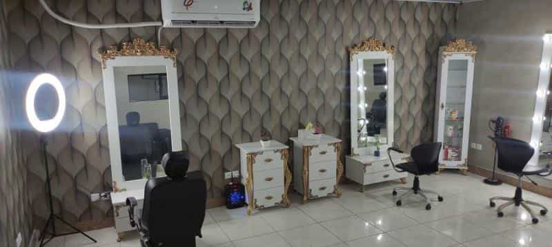 عکس سالن زیبایی منصوره فتحی در محله مفتح اصفهان 