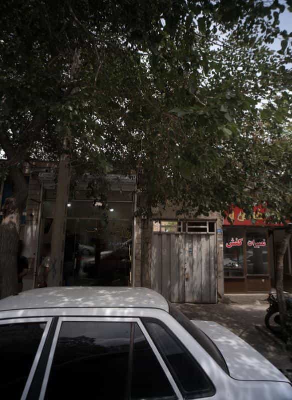عکس پیرایش حمید در محله حسین آباد مشهد 