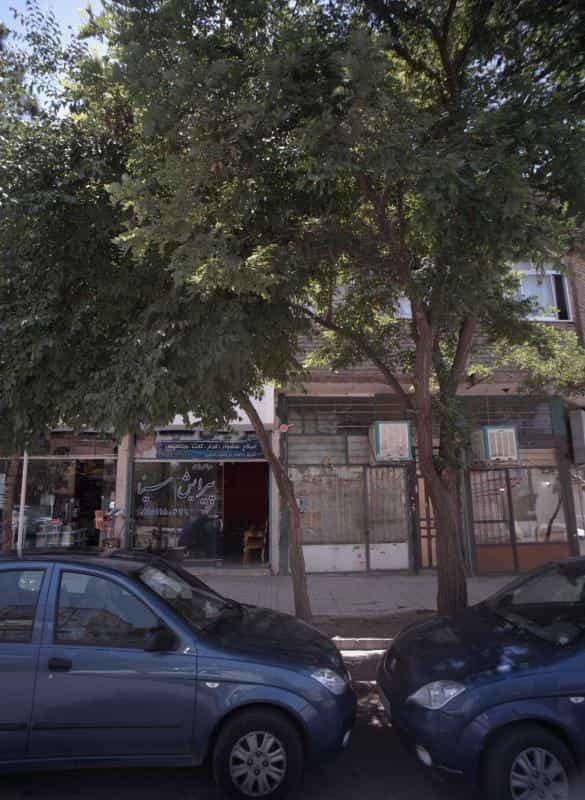 عکس پیرایش سینا در محله انقلاب مشهد 