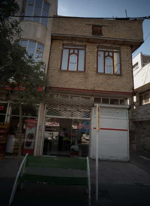 عکس پیرایش صانعی در محله رده مشهد 