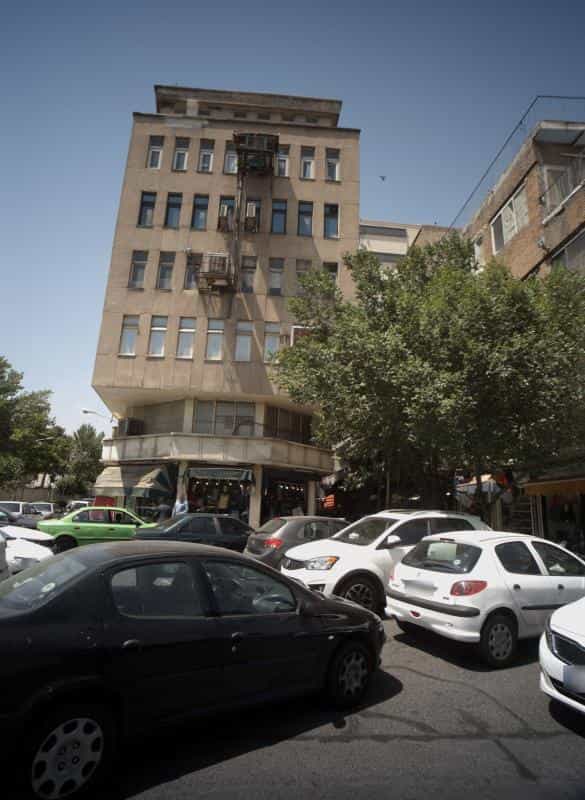 عکس فروشگاه پوشاک مردانه در فردوسی