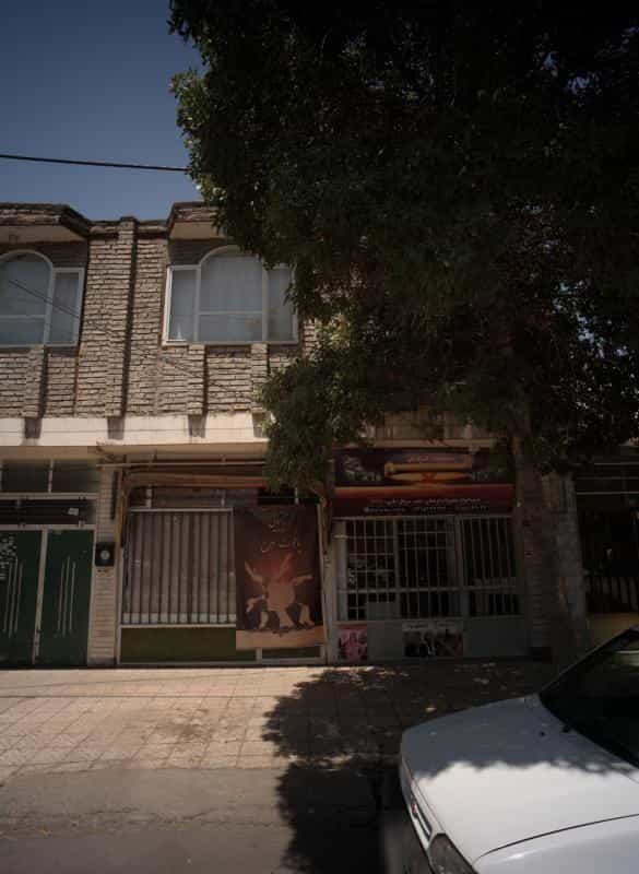 عکس زیبایی یاقوت سرخ در محله بلال مشهد 