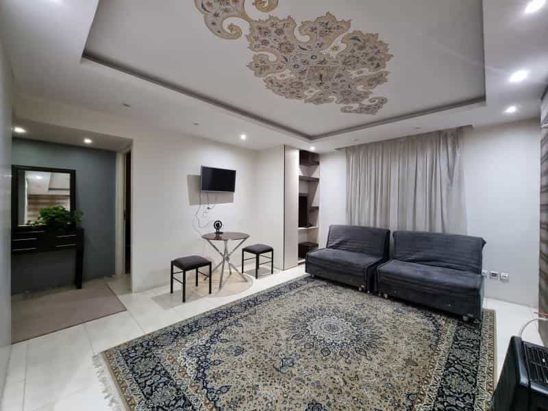 عکس خانه مسافر مهرپویا در محله نقش جهان اصفهان 