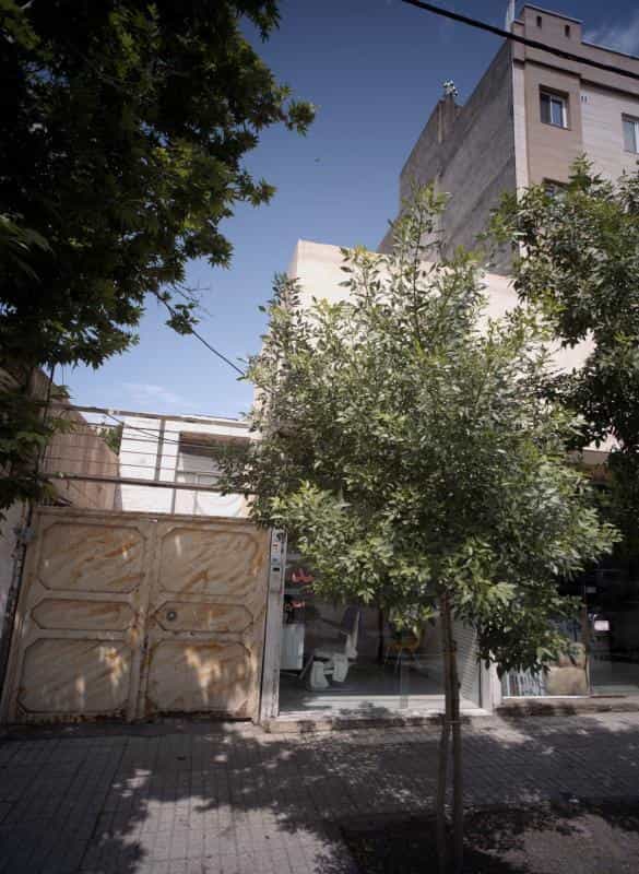 عکس آرایشگاه حمید در محله سرافرازان مشهد 