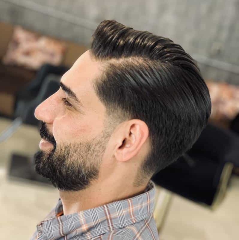 عکس آرایشگاه آیپک در محله جاهد شهر مشهد 