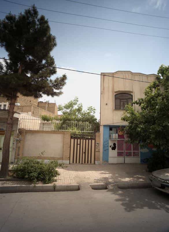 عکس آرایشگاه آفتاب خاتون در محله رسالت مشهد 