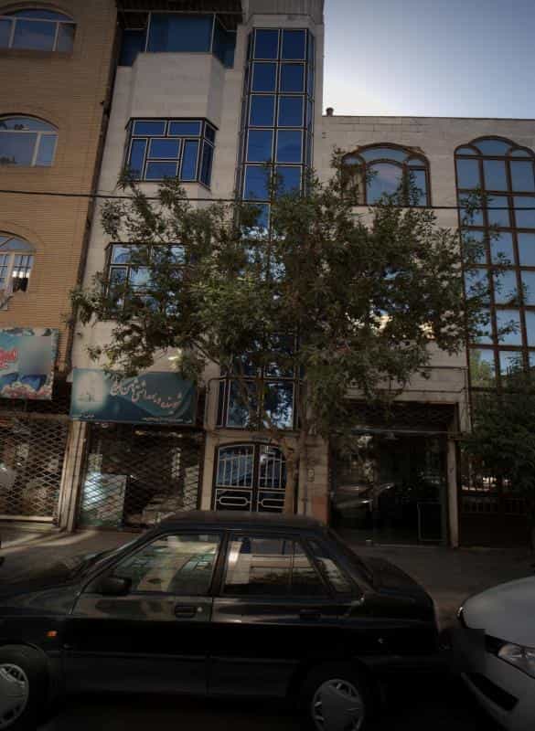 عکس پیرایش فرشاد در محله هدایت مشهد 