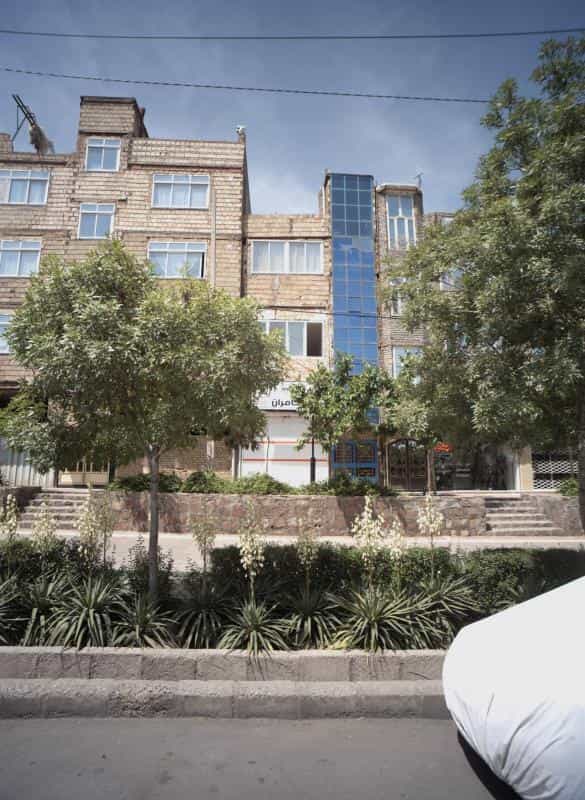 عکس پیرایش کامران در شهرک بهارستان مشهد 