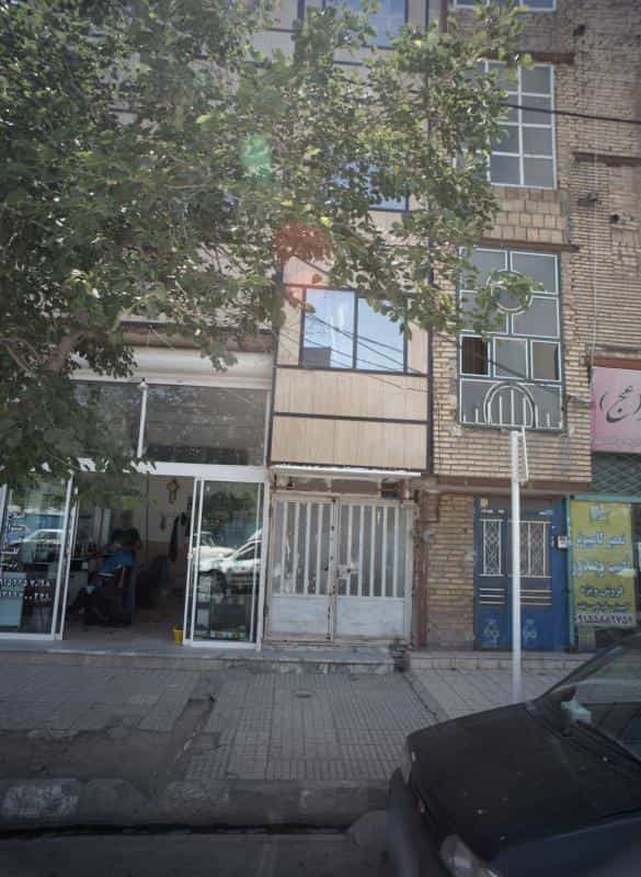 عکس پیرایش محمود در محله زرکش مشهد 