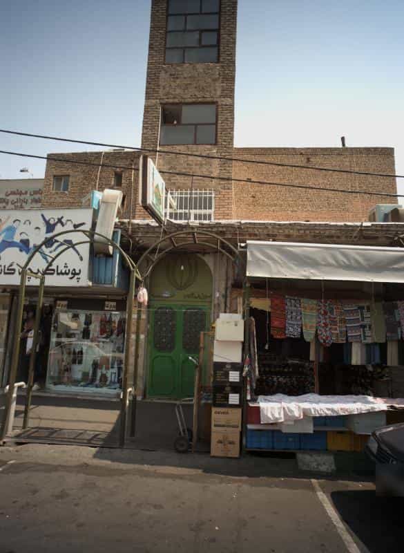 عکس فروشگاه پوشاک بچگانه در ولیعصر جنوبی