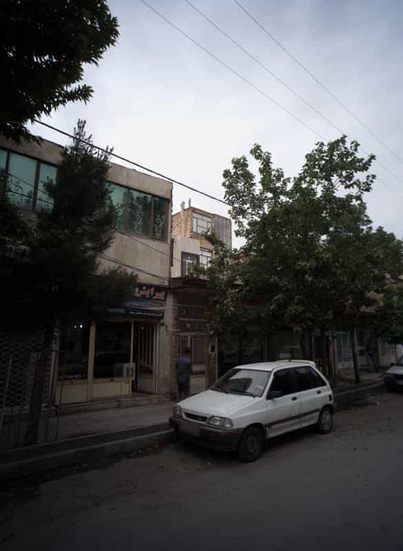 عکس پیرایش کوروش در محله خاتم الانبیا مشهد 
