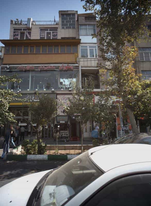 عکس فروشگاه پوشاک در مدائن