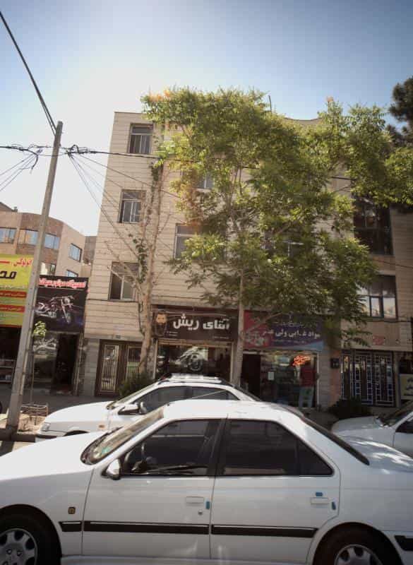 عکس آرایشگاه آقای ریش در کوی امیرالمومنین مشهد 
