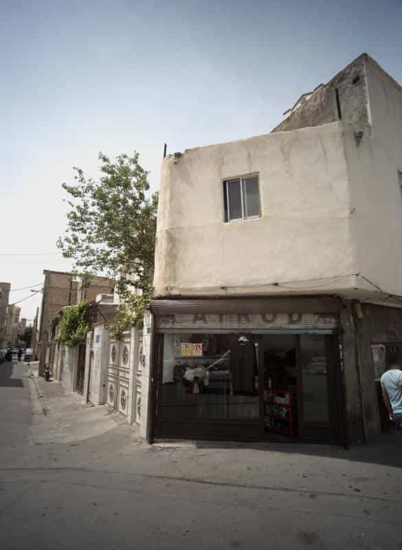 عکس فروشگاه پوشاک در نعمت آباد