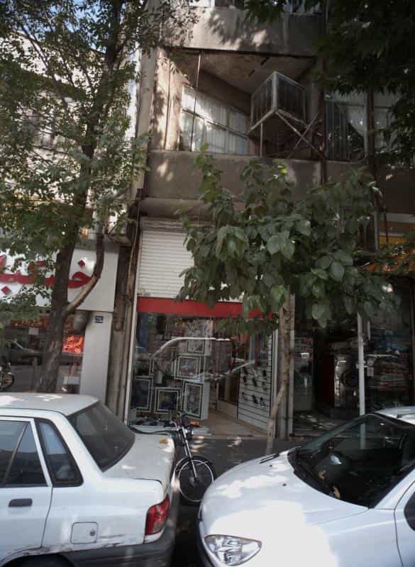 عکس فروشگاه پوشاک در خواجه نظام الملک