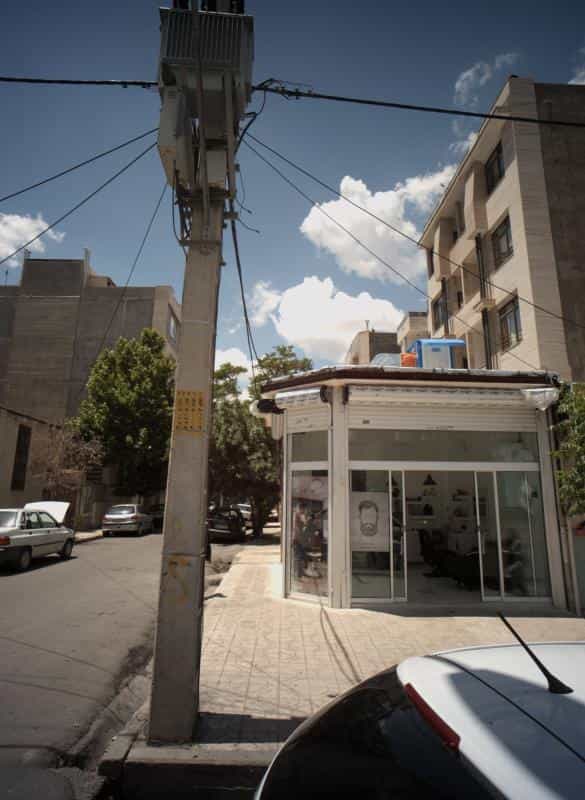 عکس آرایشگاه مردانه در محله آب و برق مشهد 