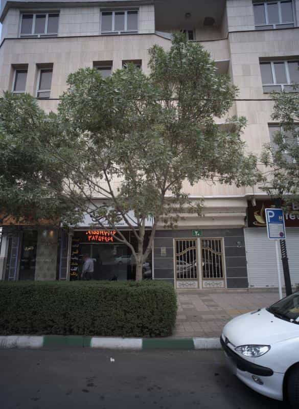 عکس آرایشگاه مردانه بهروز در محله آبکوه مشهد 