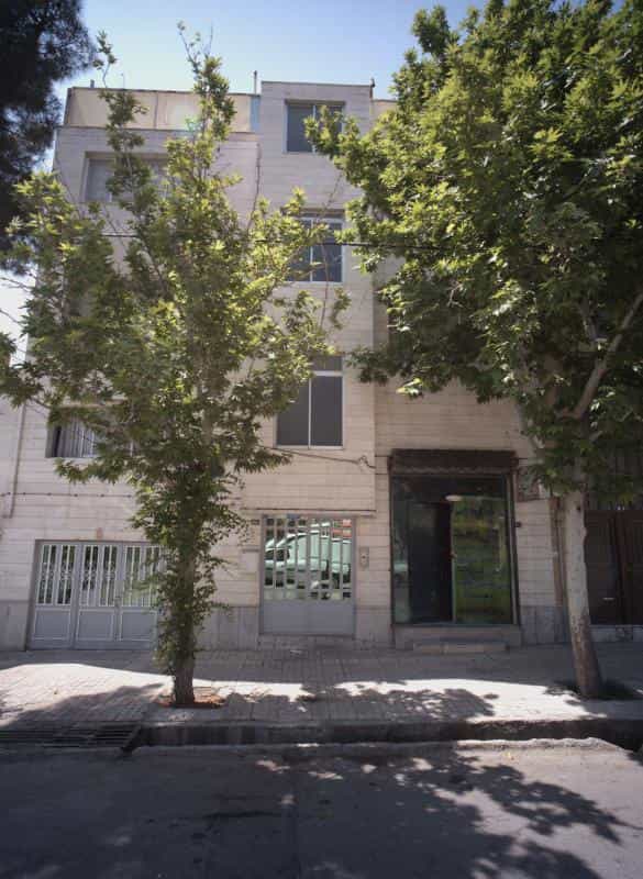 عکس آرایش و زیبایی آتش دخت در محله سید رضی مشهد 