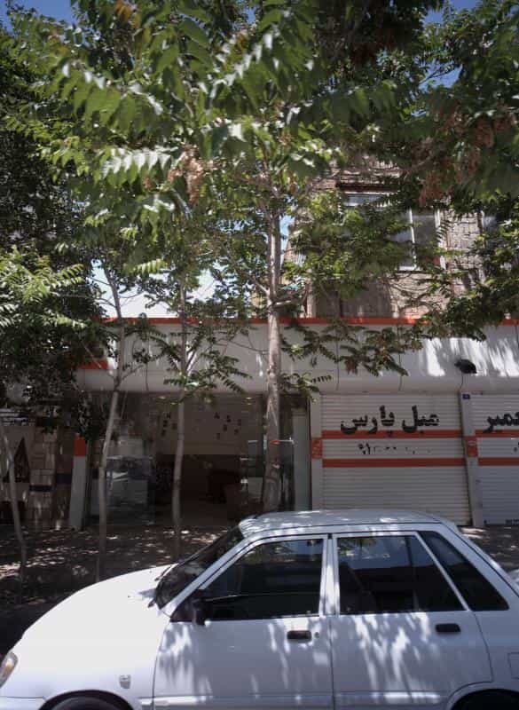 عکس آرایشگاه مردانه در محله آزادشهر مشهد 