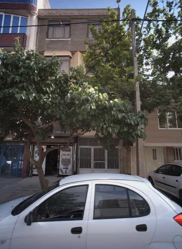 عکس آرایشگاه اقای آراد در محله سید رضی مشهد 