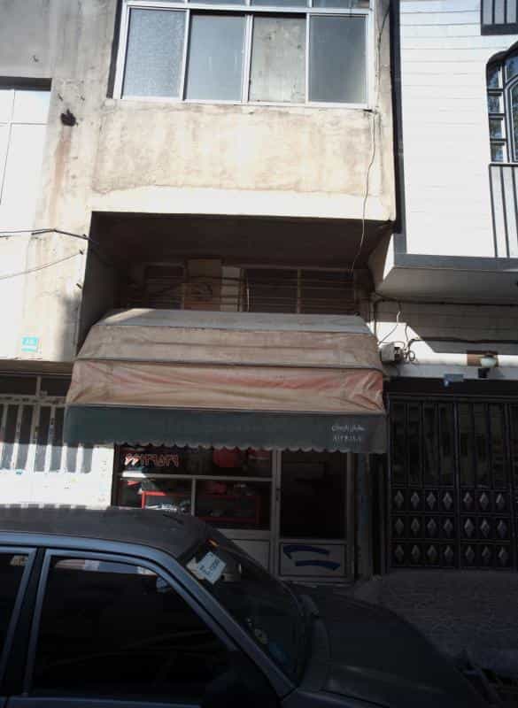 عکس فروشگاه پوشاک در ولیعصر شمالی