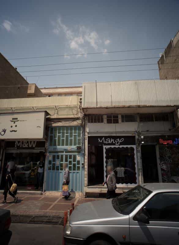 عکس فروشگاه پوشاک مانگو در فلاح