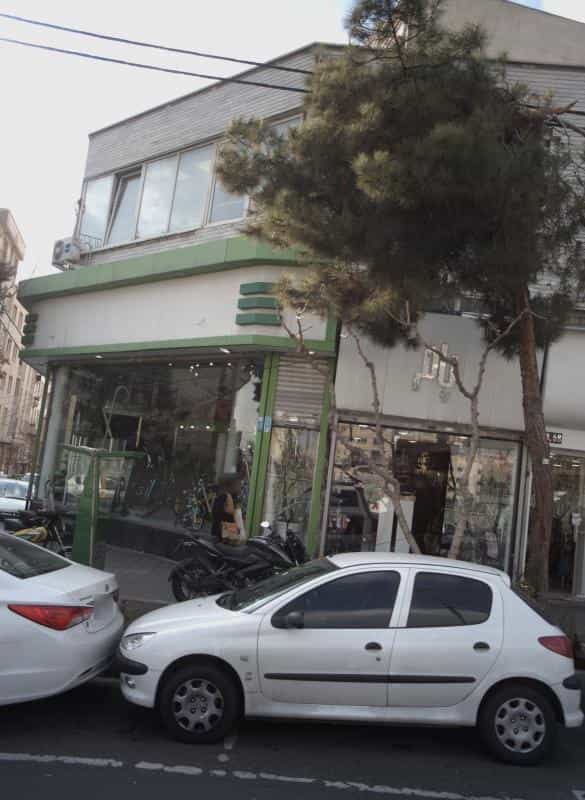 عکس فروشگاه پوشاک پام در کوی نصر