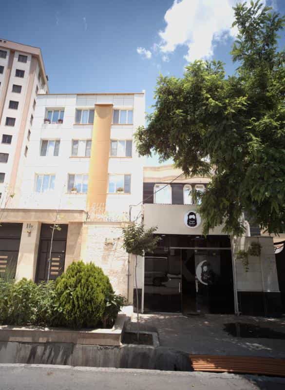 عکس آرایشگاه مردانه ساسان باربر در محله هنرستان مشهد 