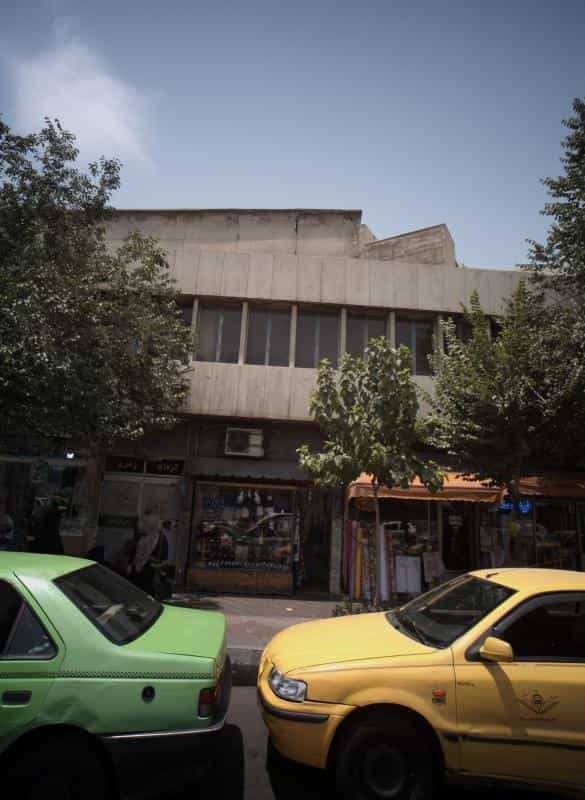 عکس فروشگاه پوشاک در فیروزآبادی