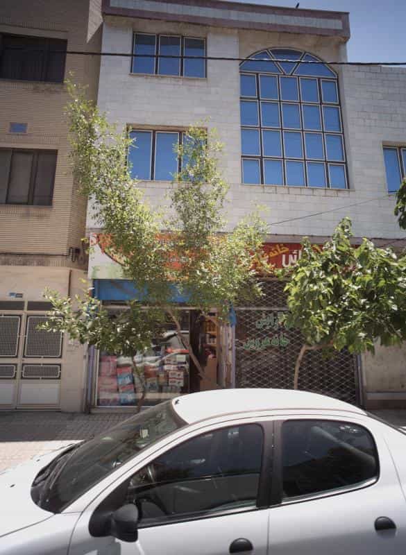 عکس سالن زیبایی خانه عروس در محله شریف مشهد 