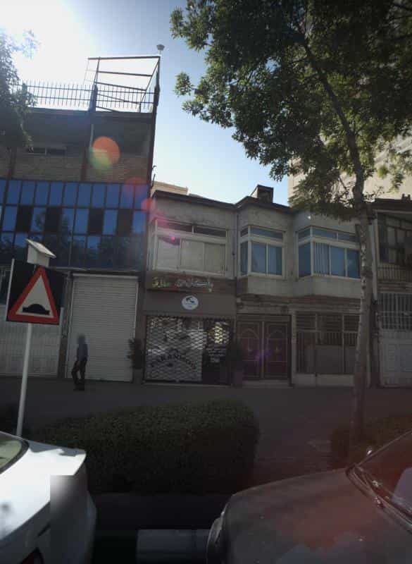 عکس آرایشگاه مردانه پاکان مو در محله بالا خیابان مشهد 