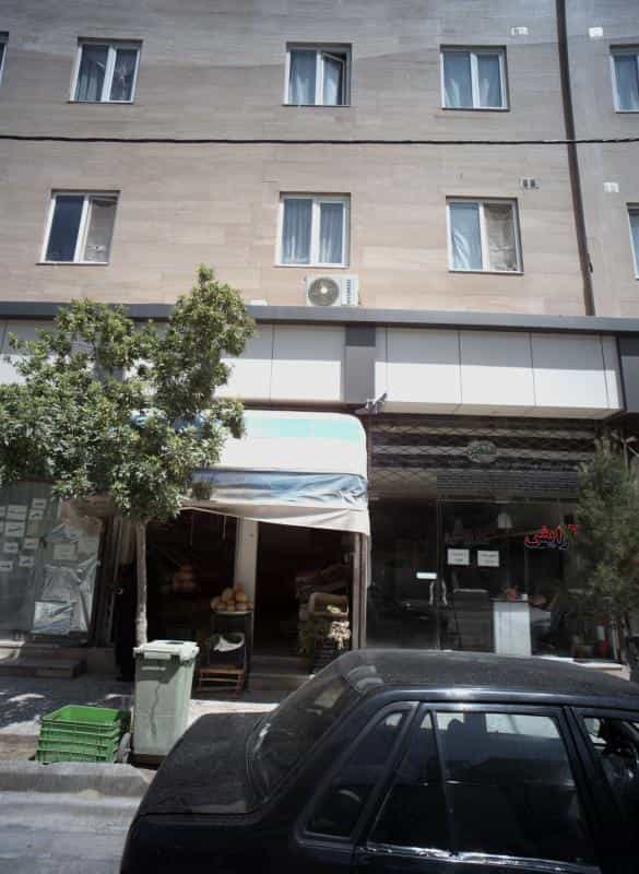 عکس آرایش کوروش در محله حجاب مشهد 