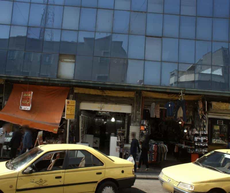 عکس فروشگاه پوشاک در جمالزاده