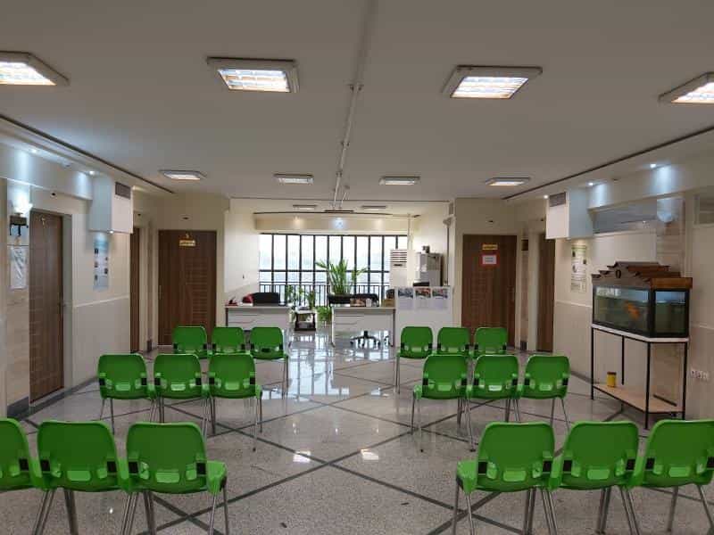 عکس کلینیک زخم پا دکتر سیاوش در بیست و چهار متری اصفهان