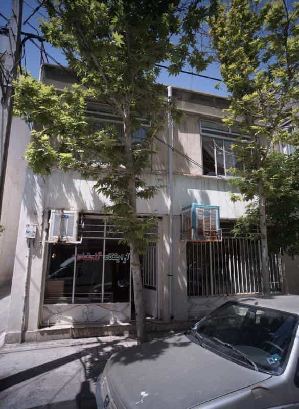 عکس آرایشگاه گلستان در احمدآباد مشهد