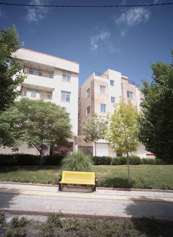 عکس آرایشگاه مردانه در سرافرازان مشهد
