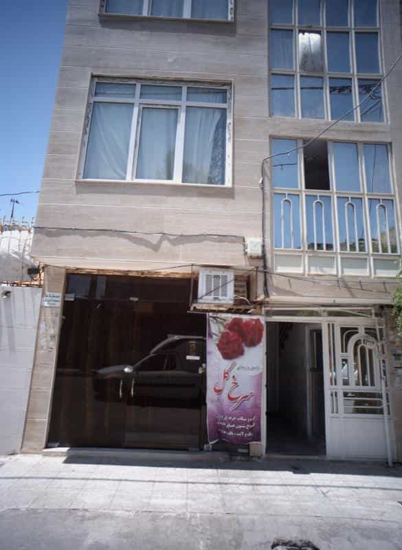 عکس آرایش و زیبایی گل سرخ در رده مشهد