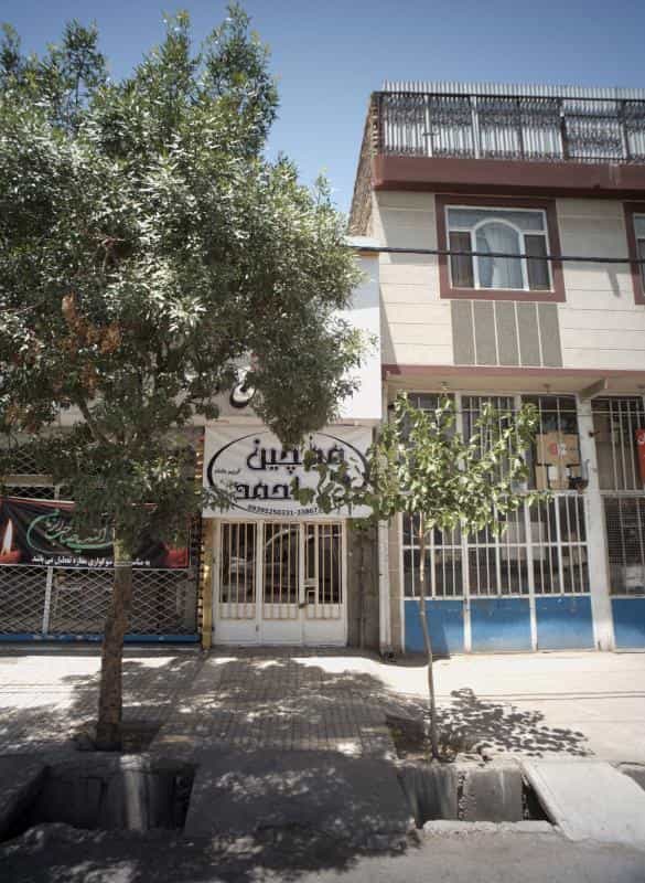 عکس موچین احمد کوی المهدی مشهد