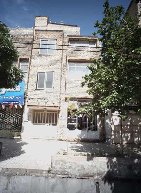 عکس پیرایش داریوش در شفا مشهد