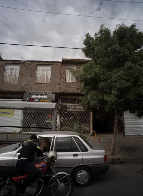 عکس لیزر ثارالله در رسالت مشهد