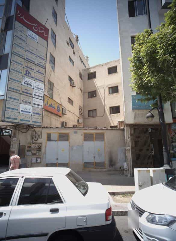 عکس دفتر وکالت نرگس مصححی در احمدآباد مشهد