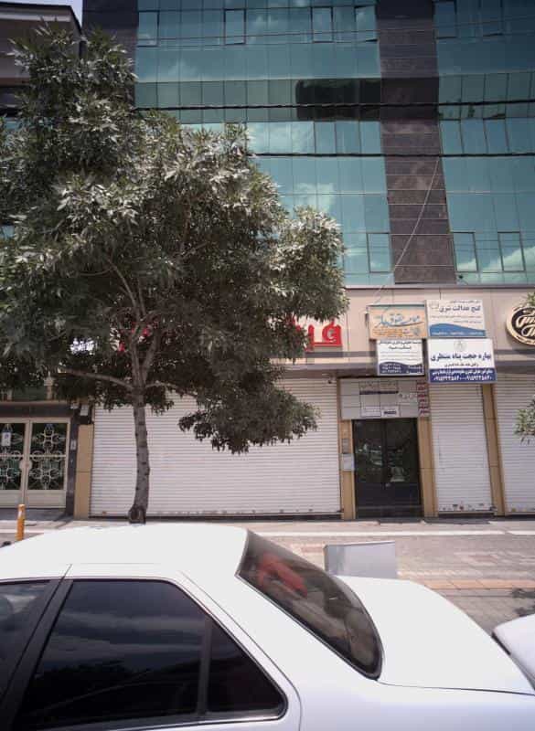 عکس دفتر وکالت مرتضی قربانی در دانشجو مشهد